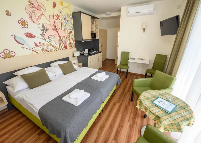 A Mi Hazunk דירה